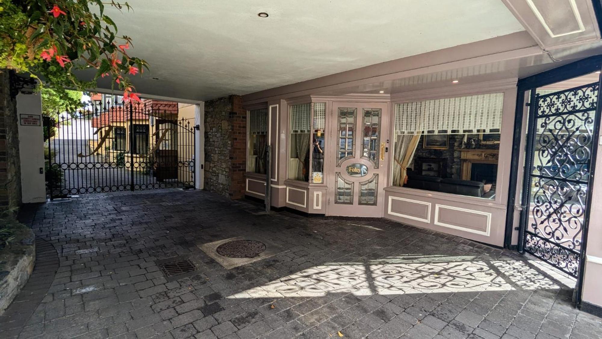 Foley'S Townhouse Killarney Hotel Exterior foto